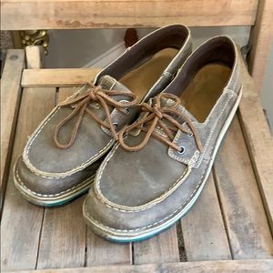 Ariat Cruiser Castaway women’s size 11 shoes